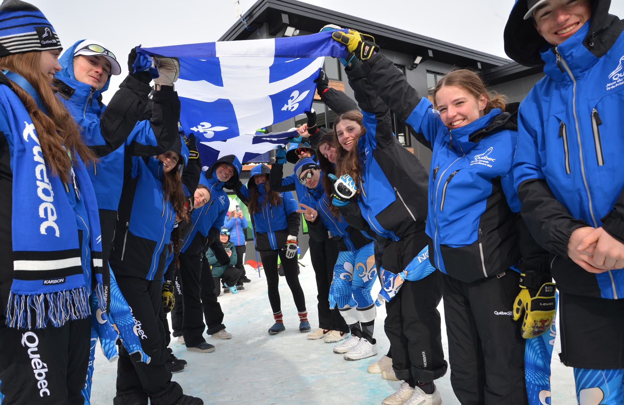 Skieurs et skieuses de l'équipe du Québec aux Jeux du Canada de 2023